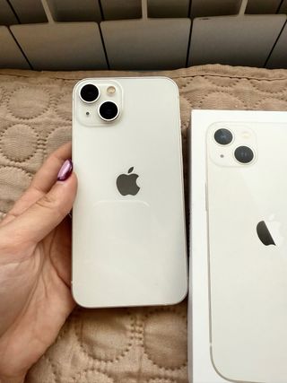 iPhone 13 blanco 128gb - Muy buen estado.