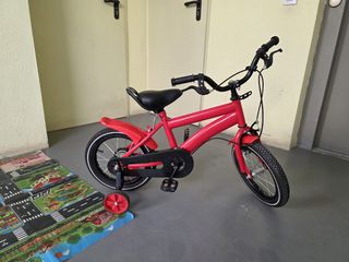 Bicicleta ligera con ruidones para niños