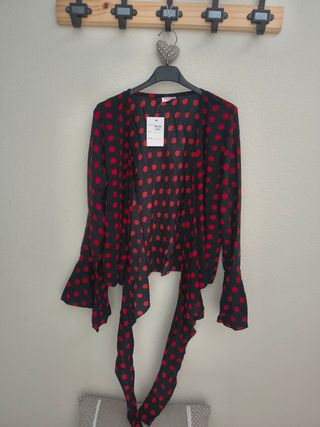 Blusa negra lunares rojos  baile flamenco romeria 