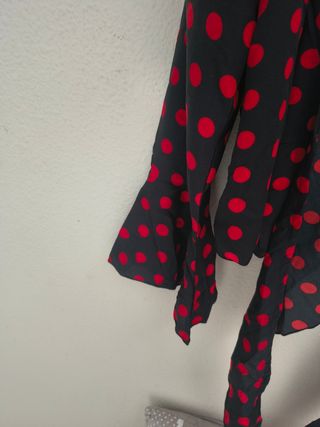Blusa negra lunares rojos  baile flamenco romeria 