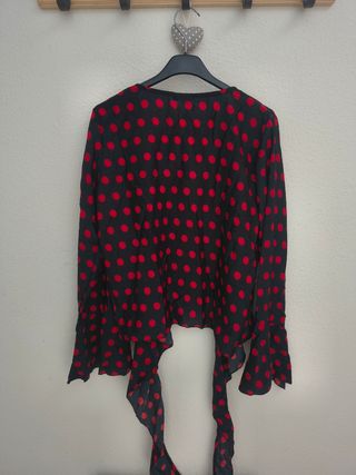 Blusa negra lunares rojos  baile flamenco romeria 