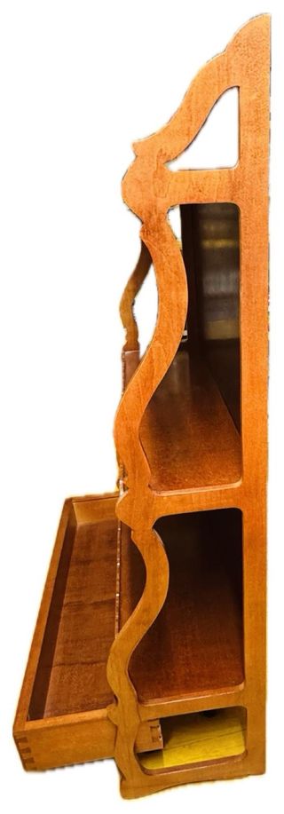 Estantería de madera color cerezo