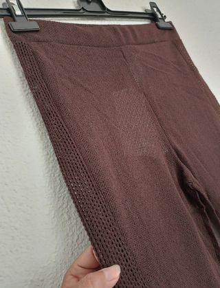 Pantalón acampanado marrón