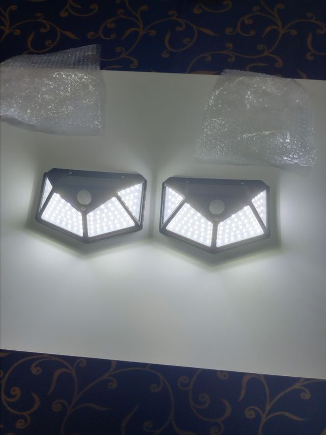 2 Lámparas LED solares grises