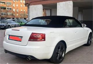 Audi A4 Cabrio  Audi A4 Cabrio 1.8T  automatico .