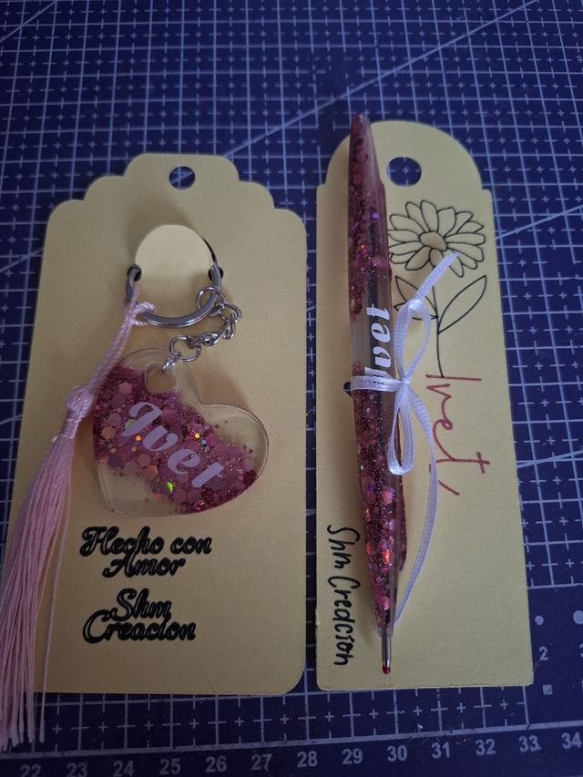 Lápices resina purpurina y llaveros personalizados