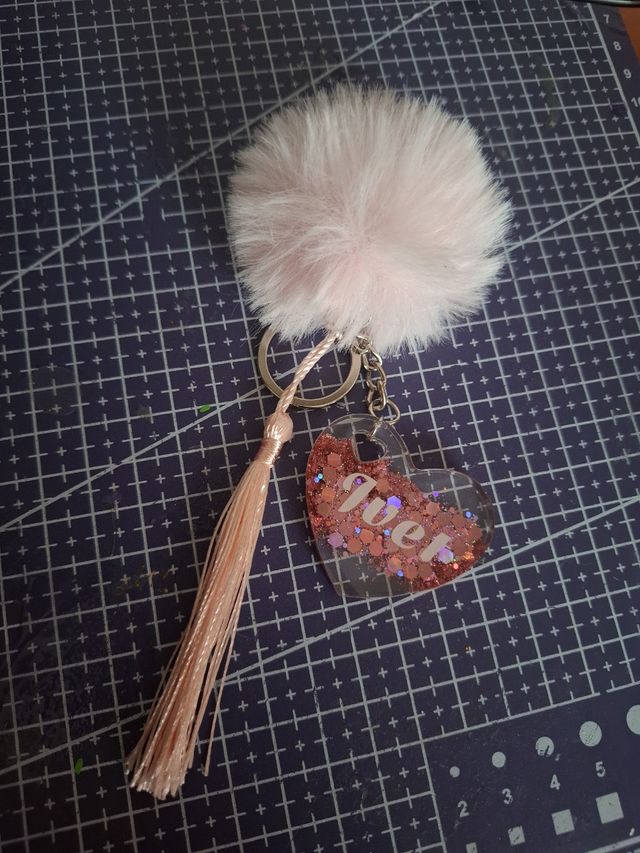 Lápices resina purpurina y llaveros personalizados