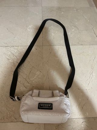 Bolso Guess blanco original 
