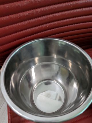 Cubitera para hielo metálica de 21cm. Nueva.