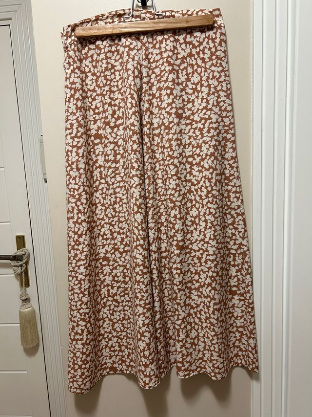 Falda midi Mango estampada marrón-blanco, M