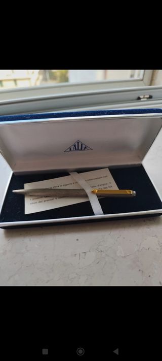 Penna a sfera Lalix in confezione originale