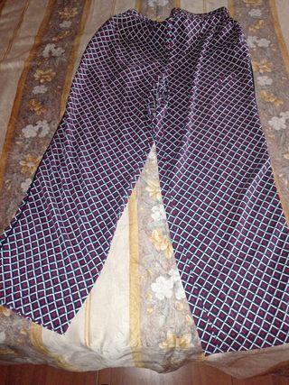 Conjunto geométrico rojo y azul