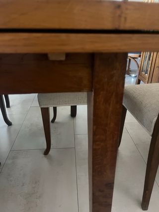 Mesa comedor antigua extensible nogal