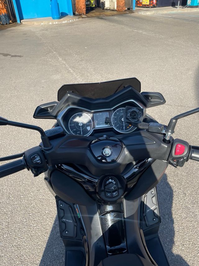 Yamaha XMAX 300 Tech Max 2021