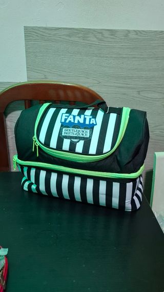 Nevera Térmica Beetlejuice - Fantástica nueva