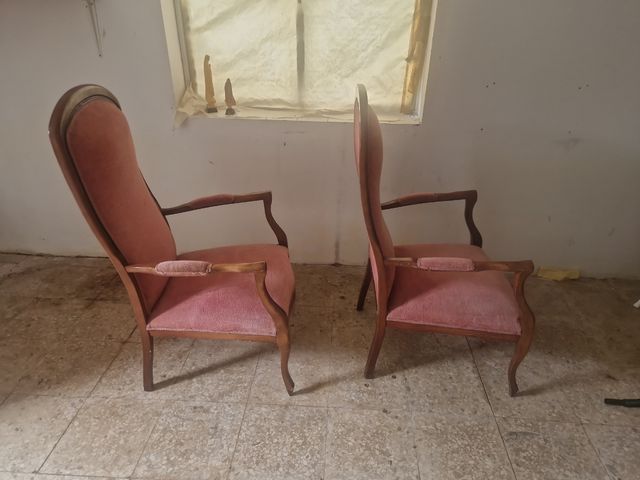 2 Sillones antiguos de madera