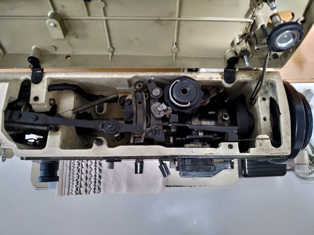 Máquina de coser Alfa 119