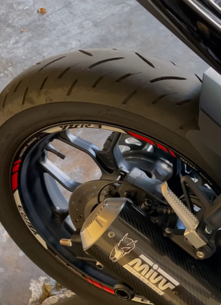 Tubo de escape MIVV YAMAHA R3