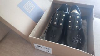 Mocasines Gioseppo Kids negros a estrenar.