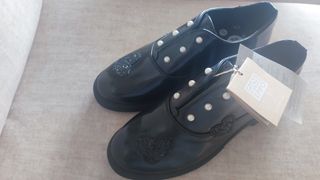 Mocasines Gioseppo Kids negros a estrenar.