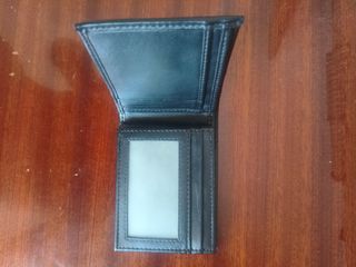 Billetera Guess negra