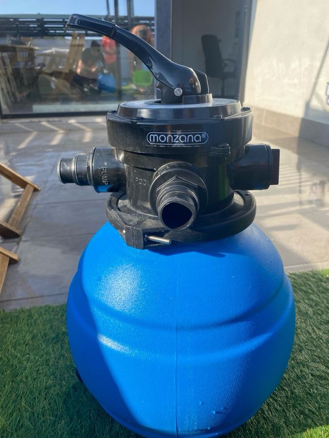 Depuradora Monzana - bomba y filtro