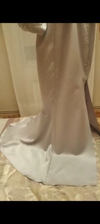 Vestido fiesta beige gitano