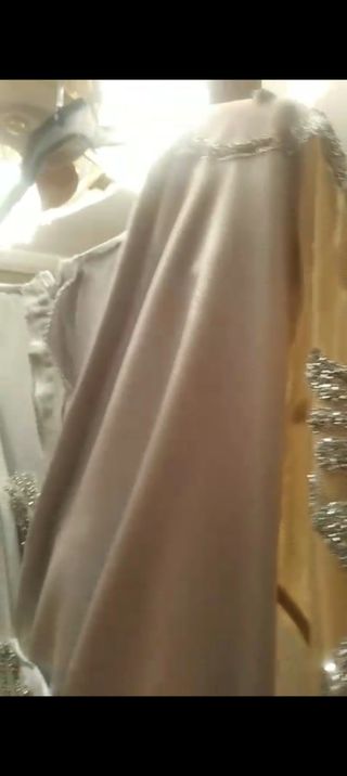 Vestido fiesta beige gitano