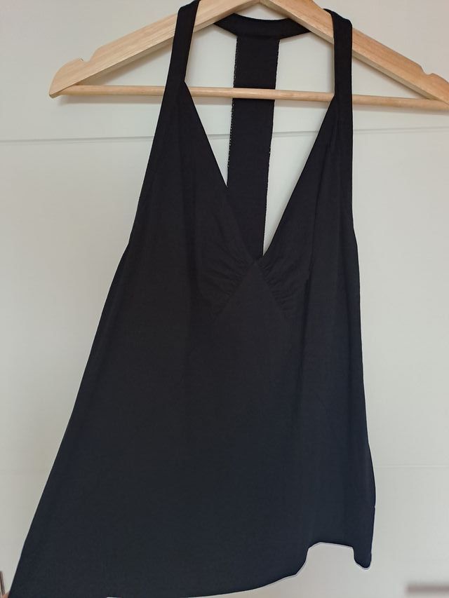 Top negro Morgan espalda joya T.L.