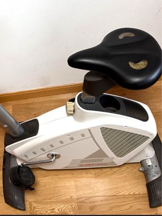 Bicicleta estática BH Nexus Plus