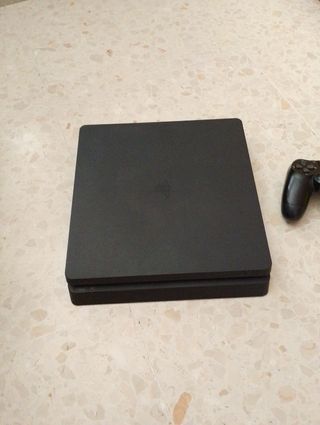 PS4 (PlayStation 4) negro