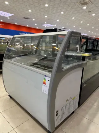 Vitrina helados nueva sin uso