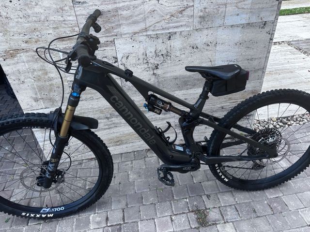 Bicicleta eléctrica Cannondale Moterra SL1.