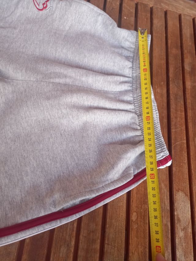 Pantalones chándal grises corazones