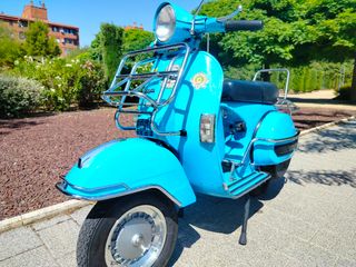 VESPA P200e : Azul claro