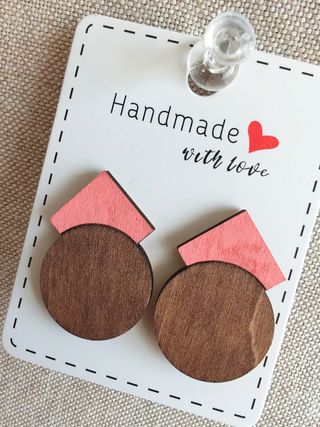 Pendientes madera geométricos