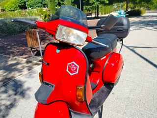 VESPA PX 200 roja