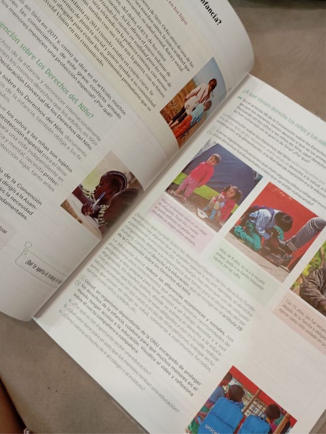 Educación en Valores Cívicos y Éticos. 1 y 2 Se...