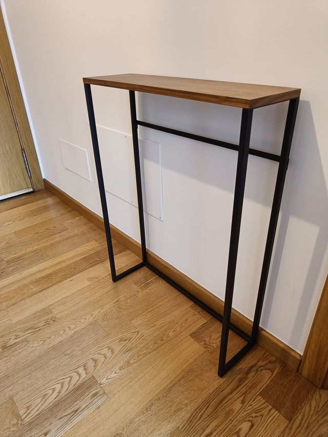 Mesa consola YAMAZAKI 5165. Negra,madera