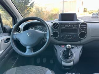 Peugeot Partner 7 Plazas