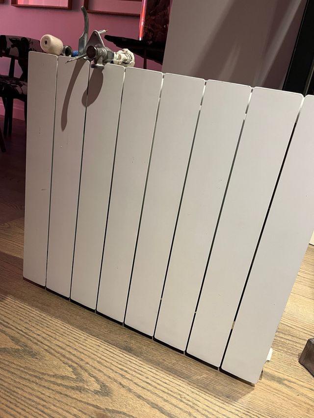 Radiador blanco - Calefacción de 8 elementos