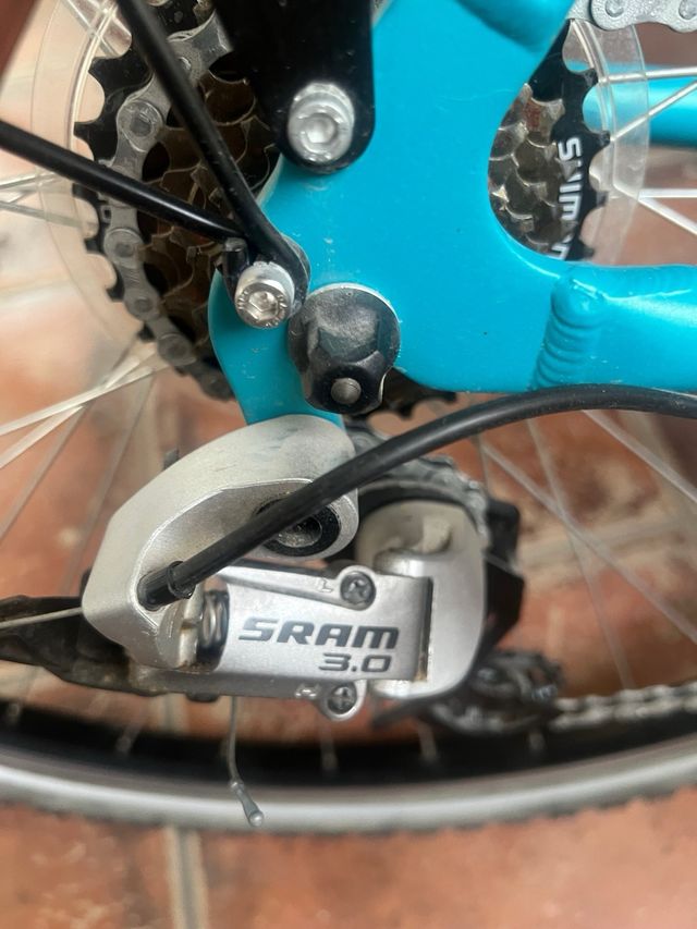 Bicicleta híbrida (todo uso) NUEVA Talla L