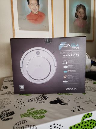 Robot aspirador fregasuelos Conga 750
