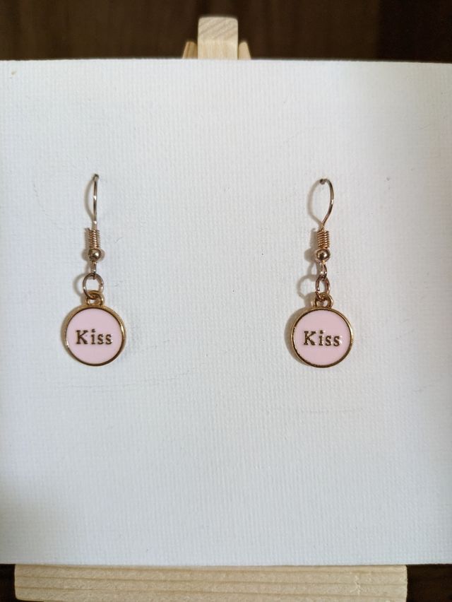 Pendientes 'Kiss' dorados y rosa