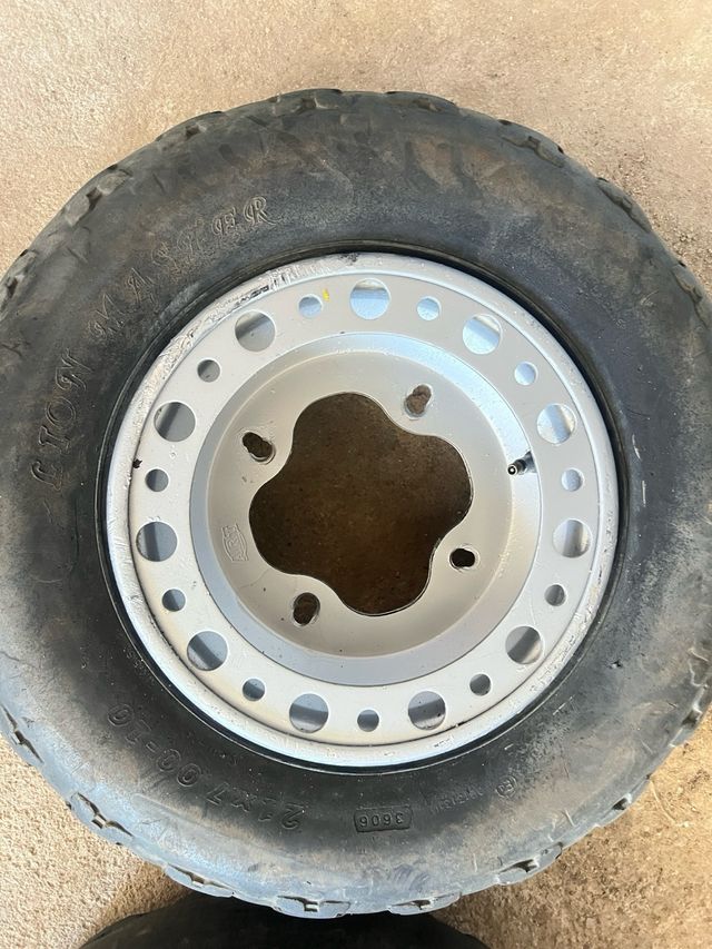 Llantas delanteras Suzuki Ltz reforzadas