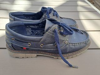 Zapatos náuticos azul marino escolar