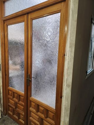 Puerta doble madera maciza