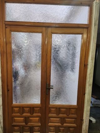 Puerta doble madera maciza