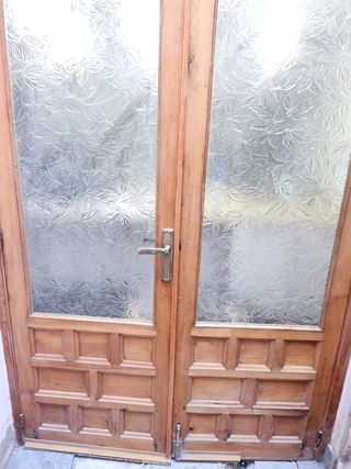 Puerta doble madera maciza