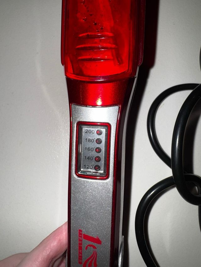 Piastra a vapore lisciante